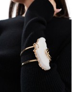 cuff bracelet with faux semi precious slice in gold tone