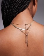 seacharm multirow necklace with starfish pendant in gold