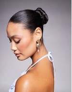 pearl shell drop earrings in gold